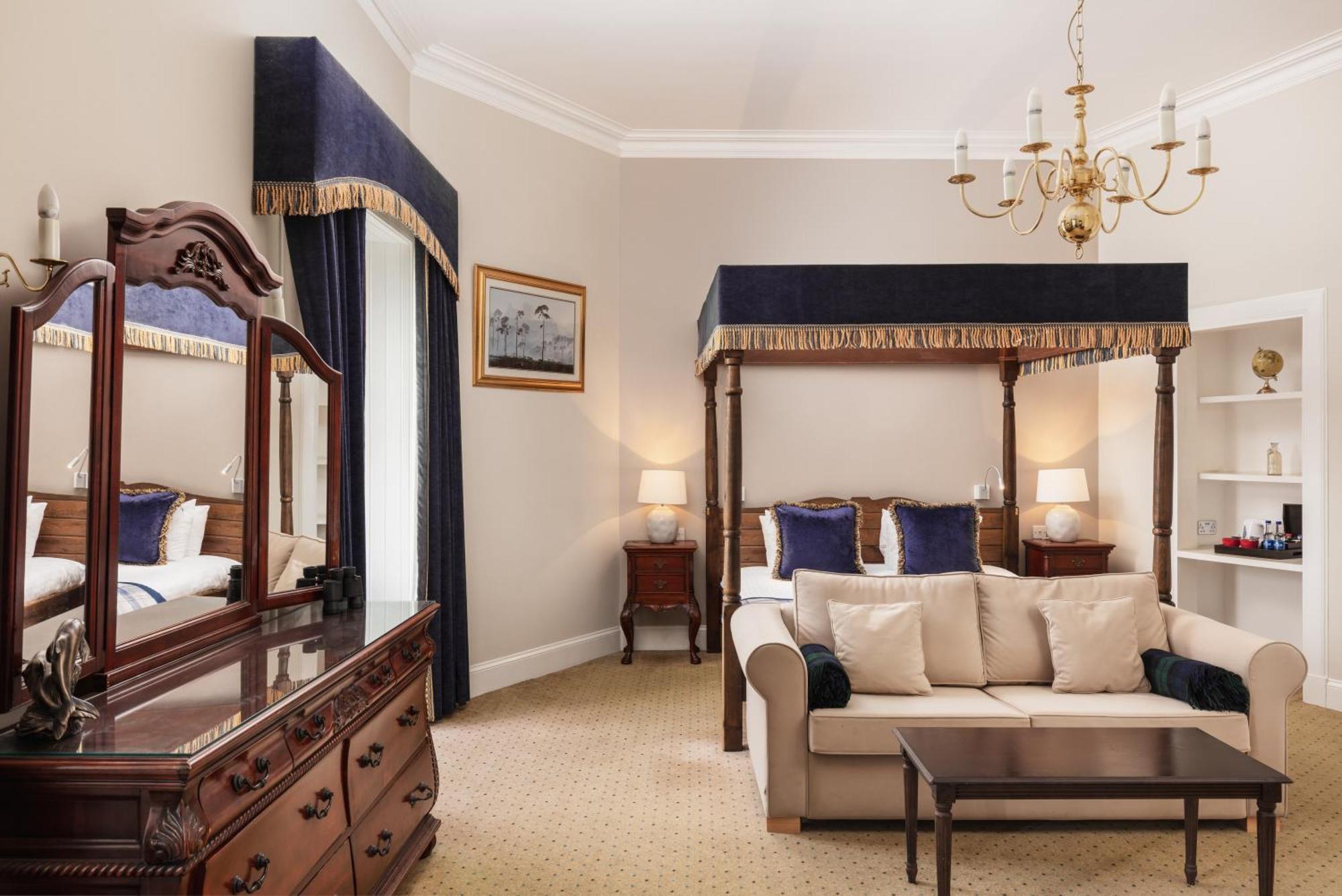 Tulloch Castle Hotel 'A Bespoke Hotel' Dingwall Exterior foto