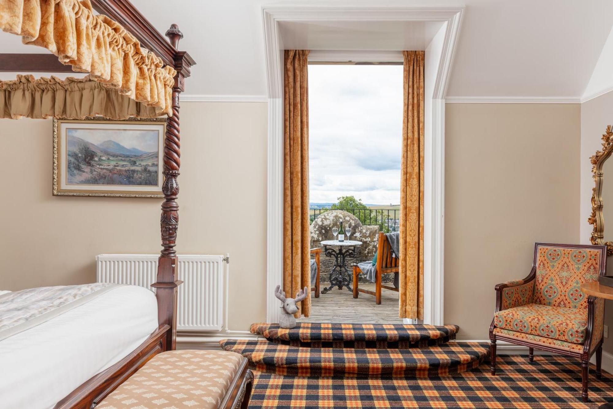 Tulloch Castle Hotel 'A Bespoke Hotel' Dingwall Exterior foto